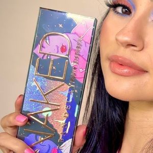 Beautiful makeup pallet great colors!